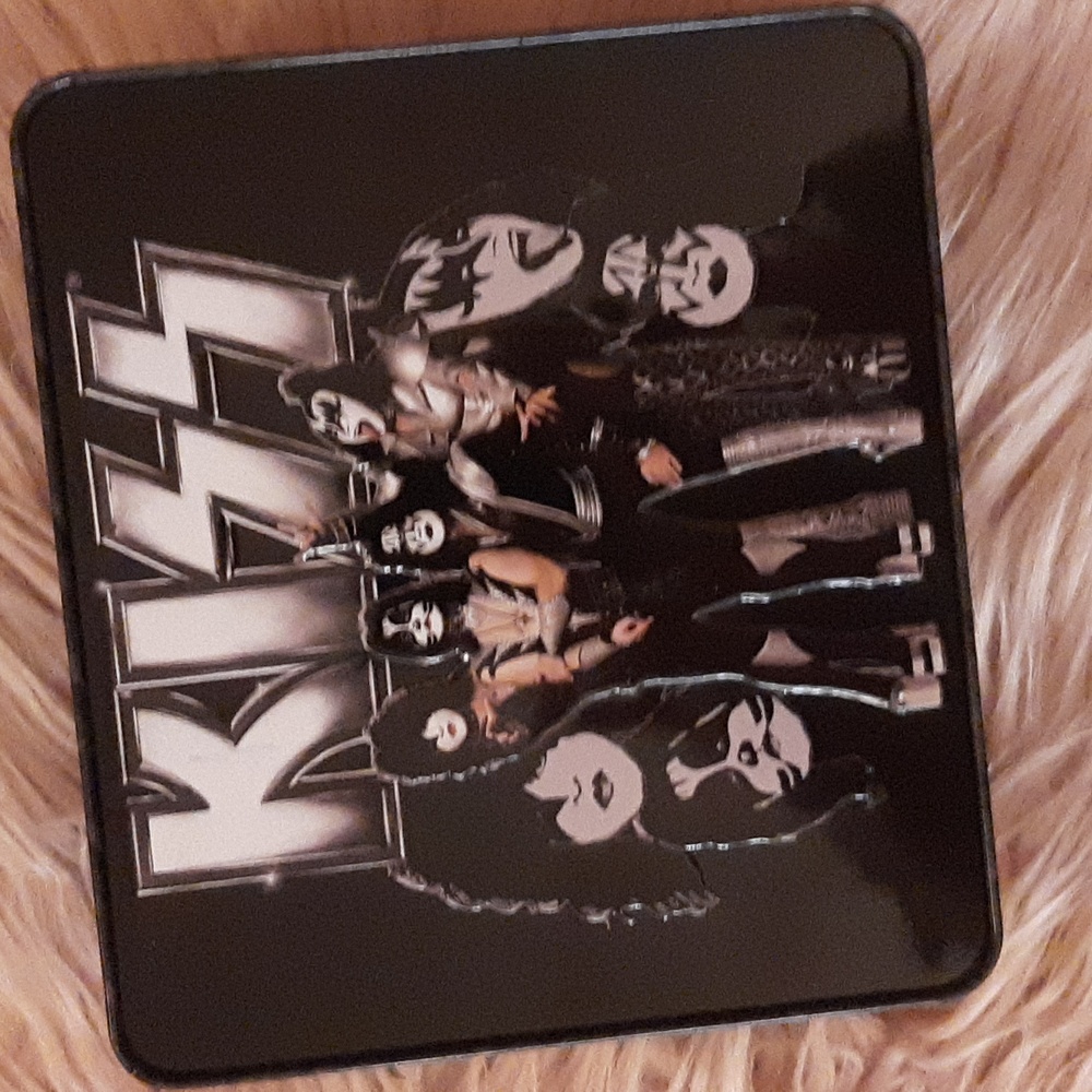 Limited Edition Pez "KISS" - Picture 2 of 4
